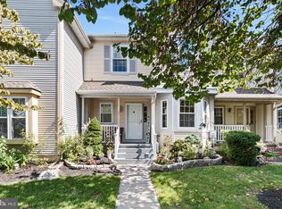 34 Stanwyck Ct, Robbinsville, NJ 08691