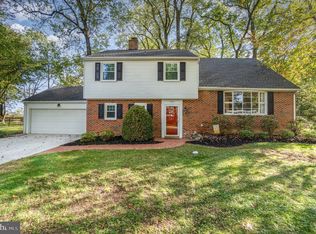 5137 Kylock Rd, Mechanicsburg, PA 17055