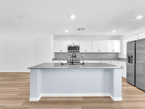 4th image of 2825 Mariner Turquoise Ln Unit 4
