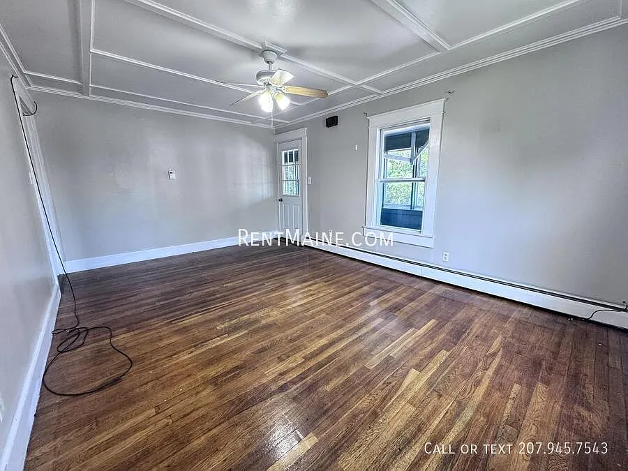 2 bed, $1,300 — Photo 4