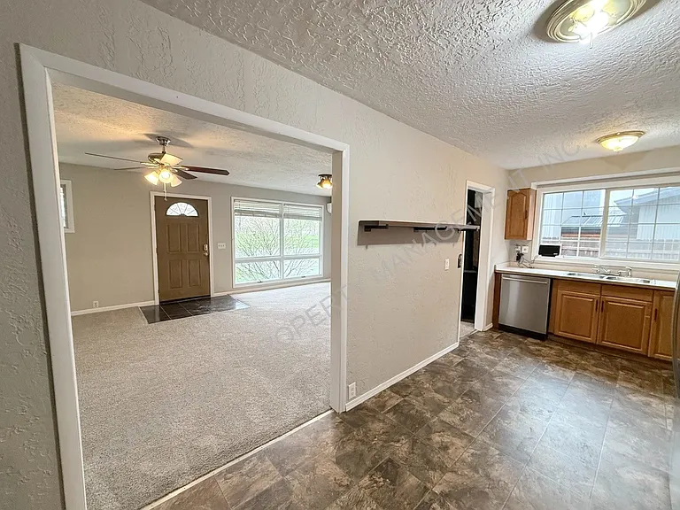 819 Hickory St — Photo 20
