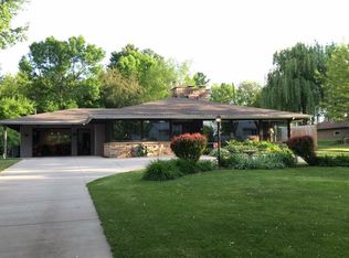 335 High St, Manawa, WI 54949