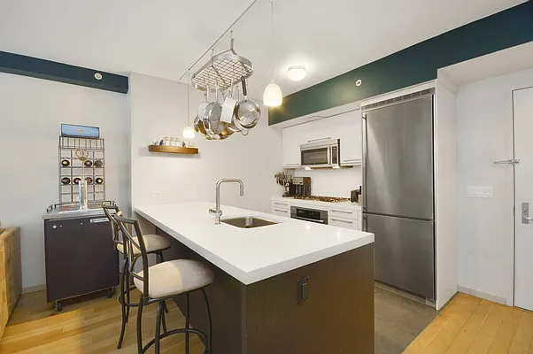 Sold by Corcoran | media 3