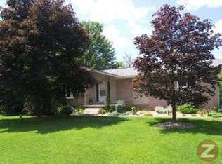 8483 Huron River Dr, White Lake, MI