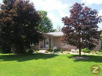 8483 Huron River Dr photo 1