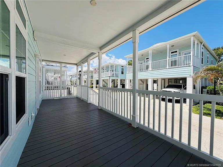 35 NE Nautical Dr — Photo 3