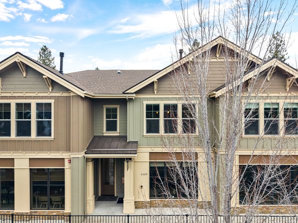 2689 NW Crossing Dr UNIT 2