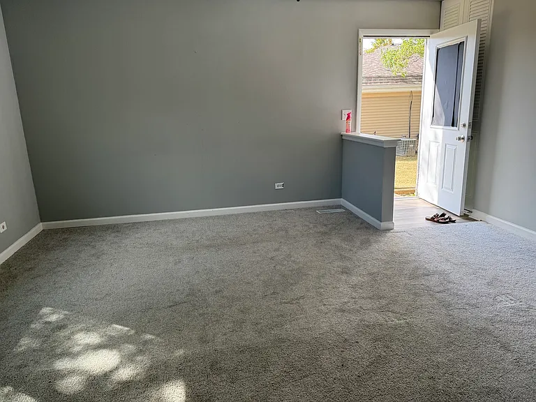 1742 Amherst Cir #1742 — Photo 6