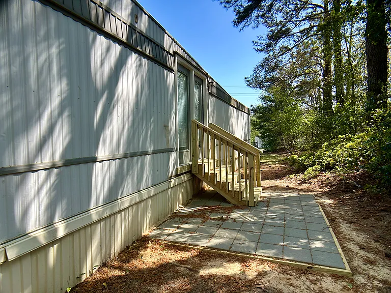 2145 Winston Rd — Photo 17