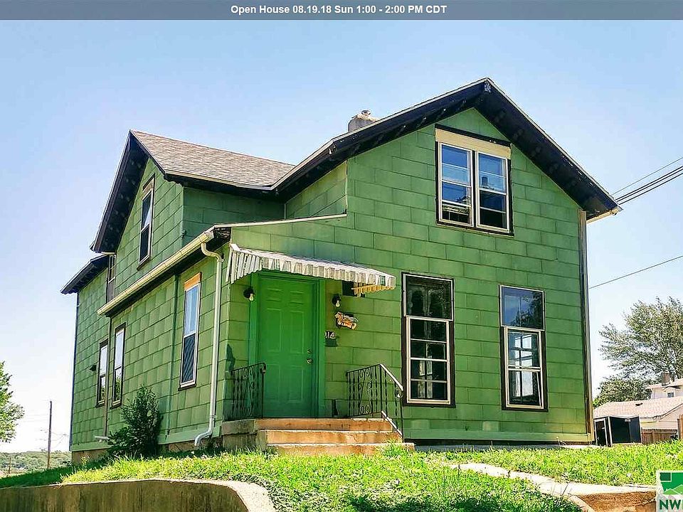 1st image of 914 Virginia St