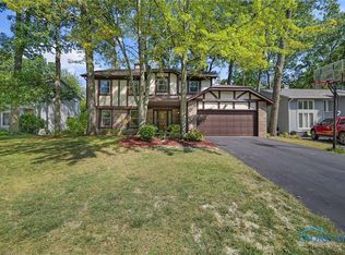 2350 Cheshire Woods Rd, Toledo, OH