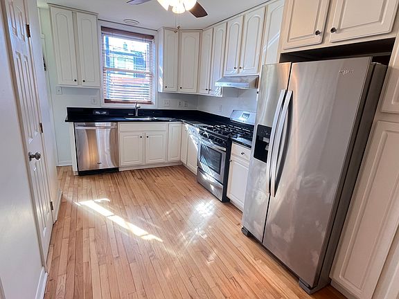 4th image of 634 S Linwood Ave
