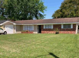 5050 Laurel St, Beaumont, TX 77707