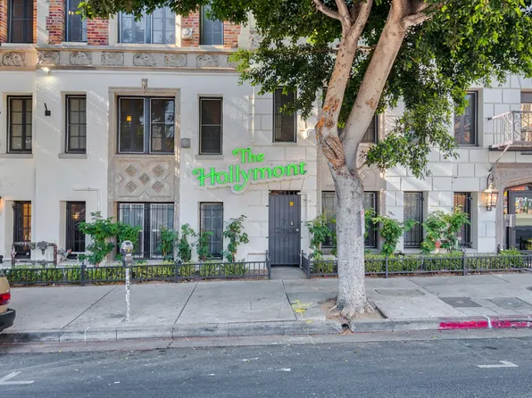 Hollymont Apartments