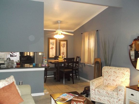 2nd image of 25 Meadow Ln