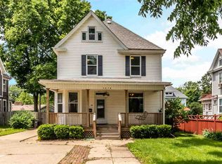 1019 S 5th St, Pekin, IL