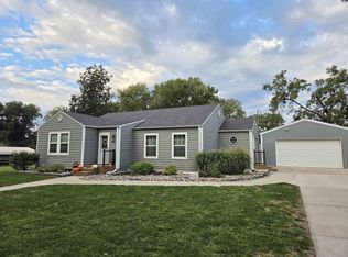 435 N Roosevelt St, Lindsborg, KS 67456