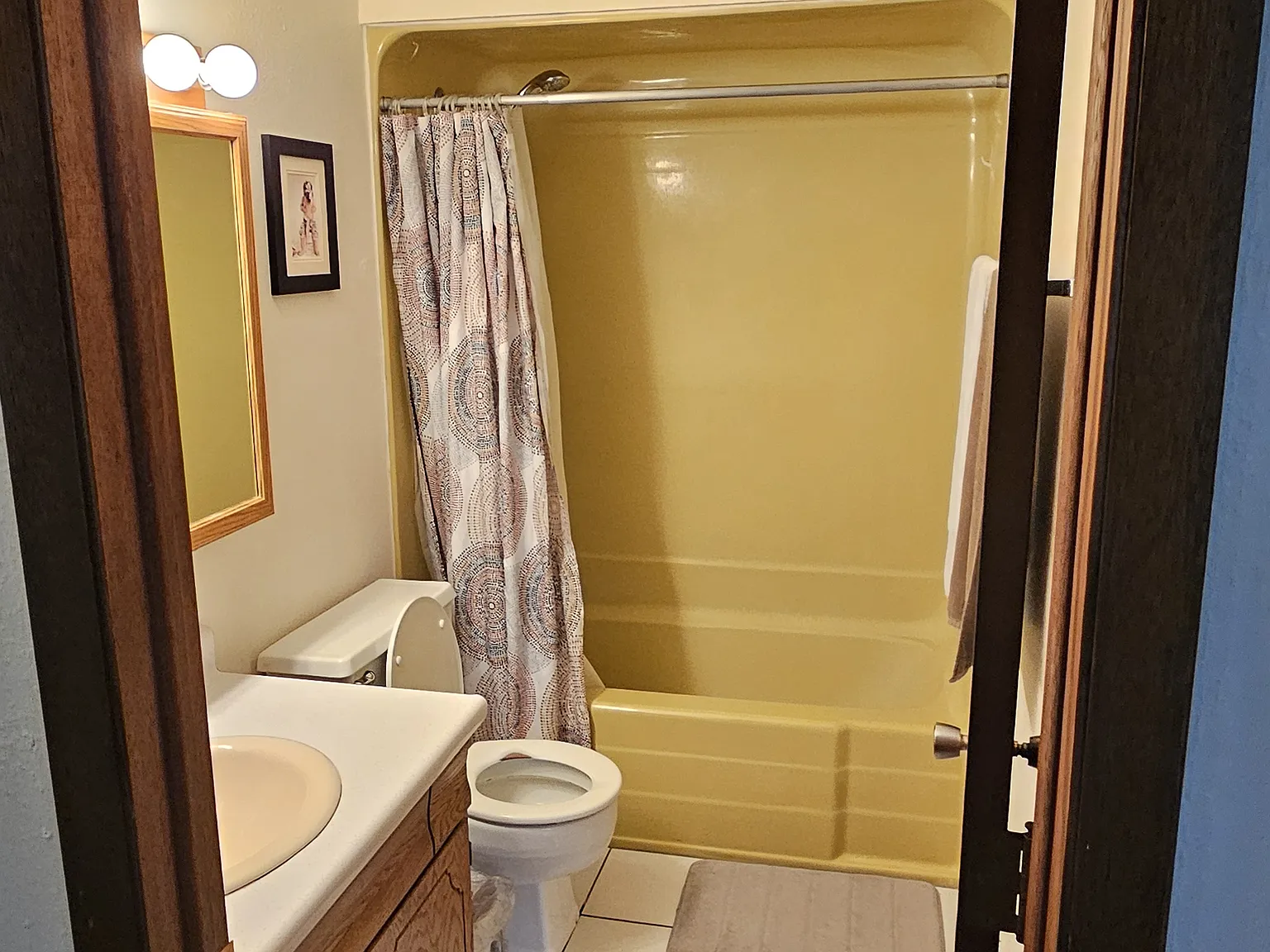 729 Halbert St — Photo 3
