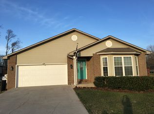 944 Dunkirk Dr, Maryville, TN 37801