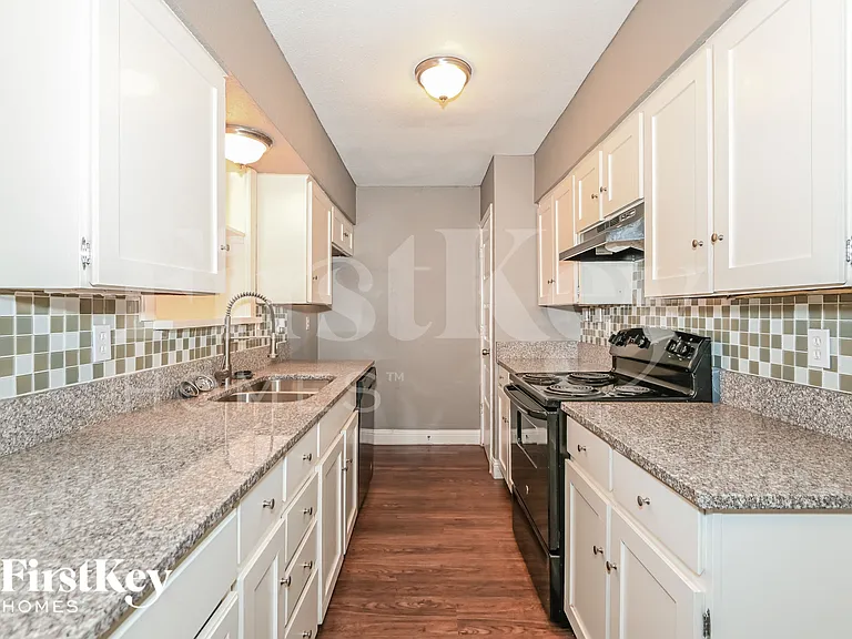 7709 Texridge Dr — Photo 5