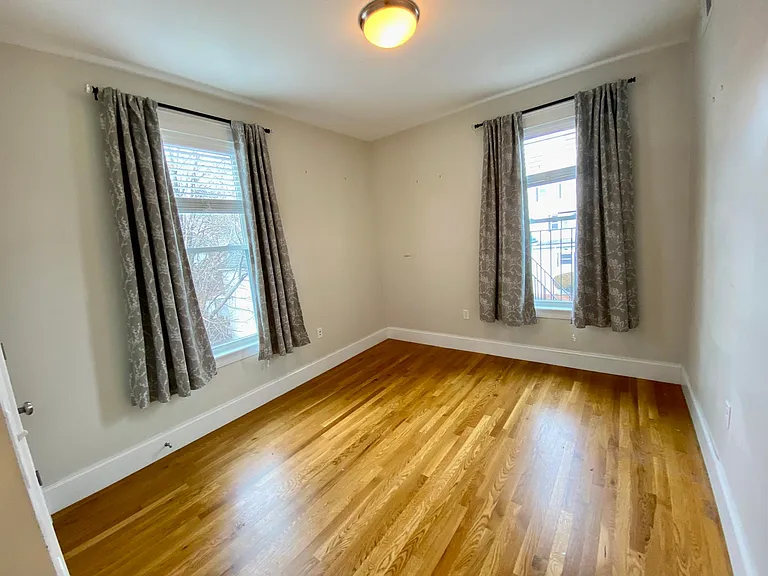 405 S Huntington Ave #2R — Photo 49