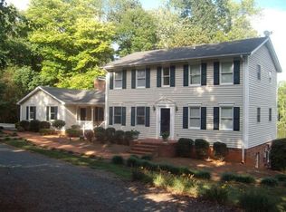 421 Lindsey Rd, Reidsville, NC 27320