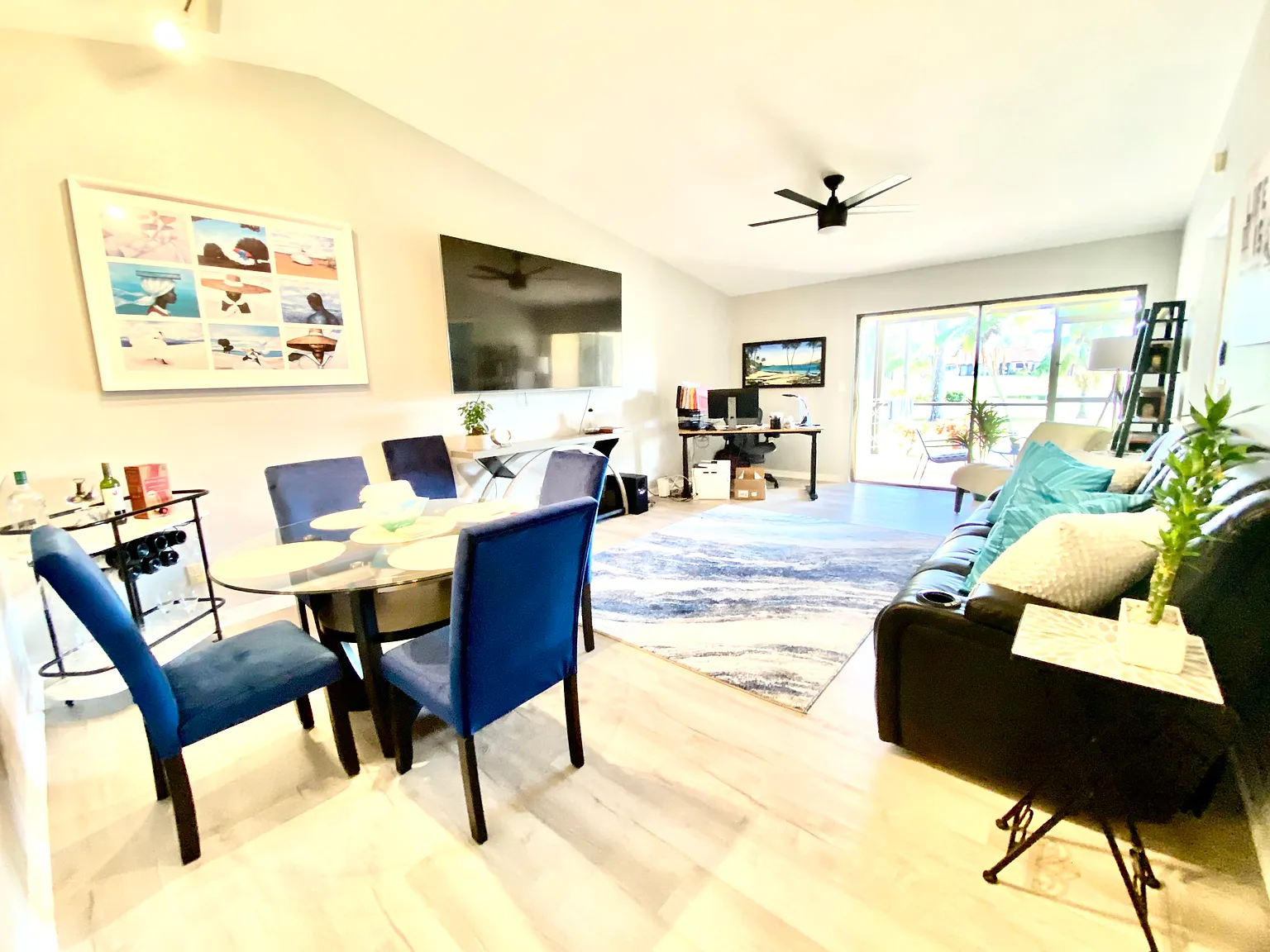 2 bed, 1006 sqft, $2,584 — Photo 3