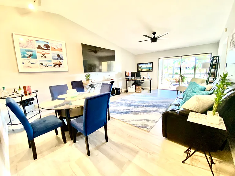 2031 Pine Isle Ln — Photo 3