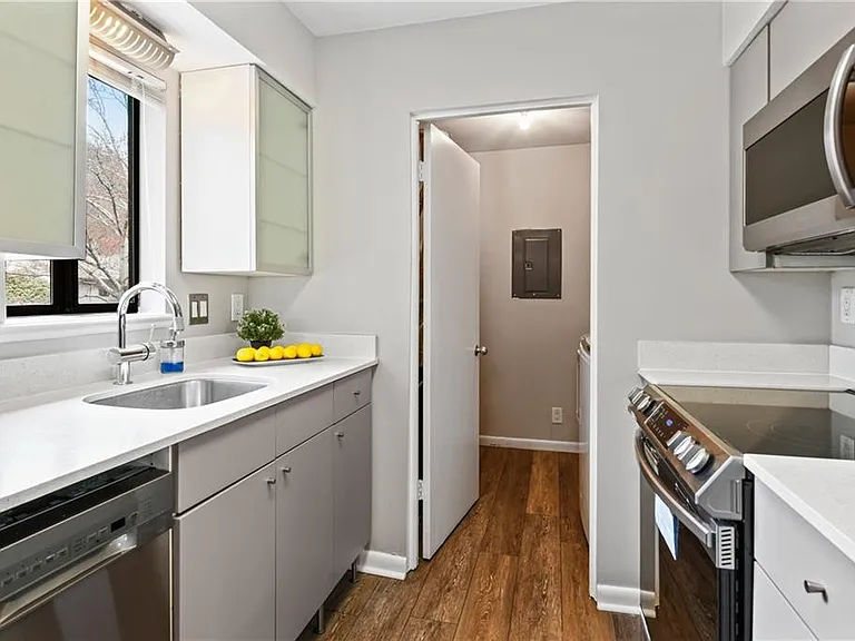 8 Finch Trl NE — Photo 18