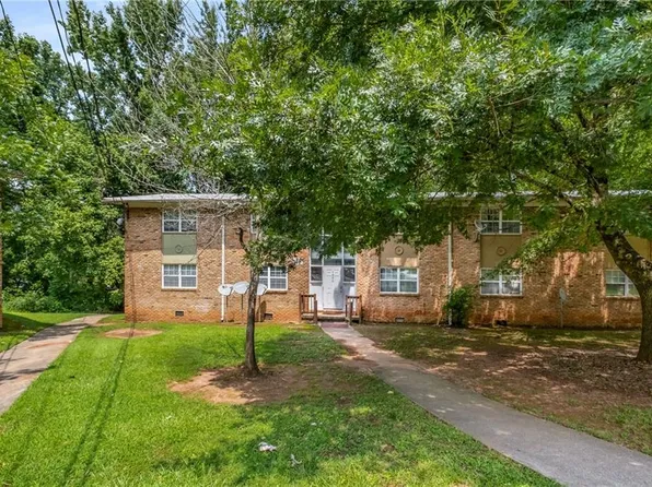 1600 Line Cir, Decatur, GA 30032