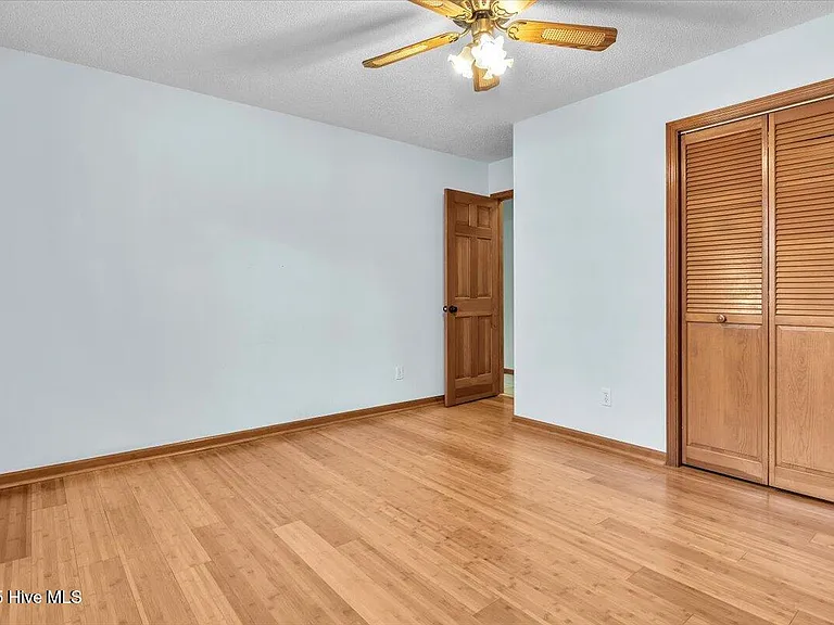 7071 Old Oak Rd NW — Photo 56