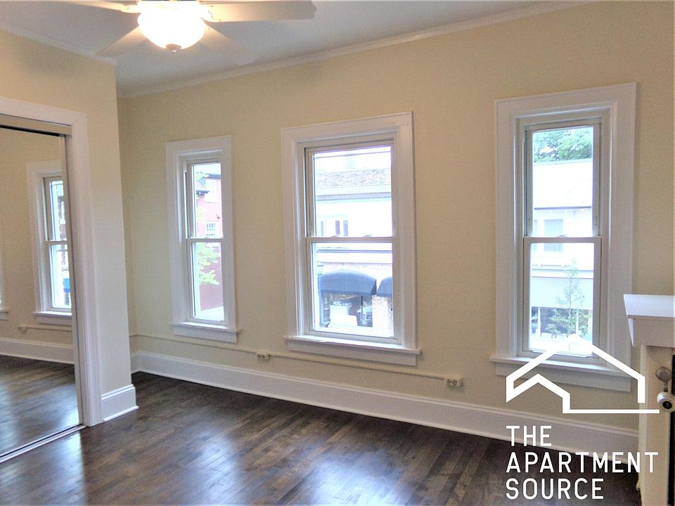 1st image of 809 Elm St APT 2