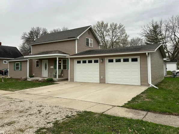 208 11th St N, Northwood, IA 50459