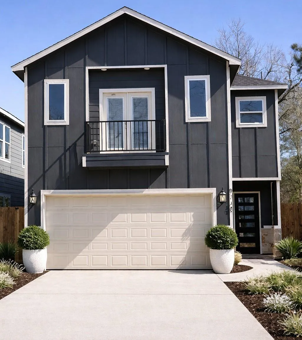 3 bed, 2.5 bath, 1765 sqft, $2,250 — Photo 1