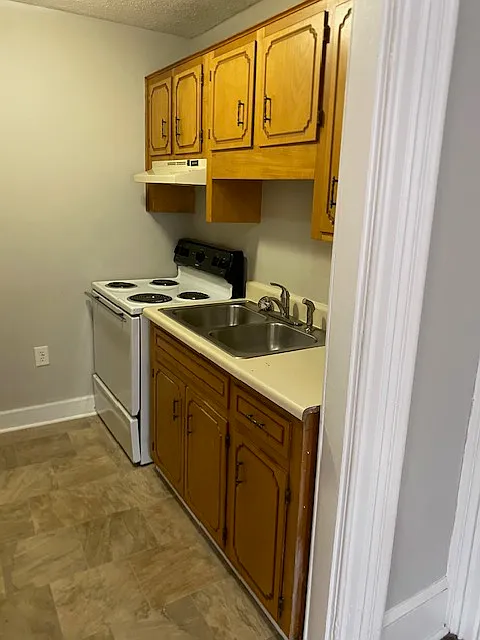 246 Telfair St — Photo 2