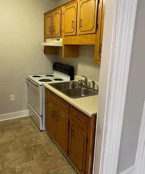 246 Telfair St #C — Photo 2