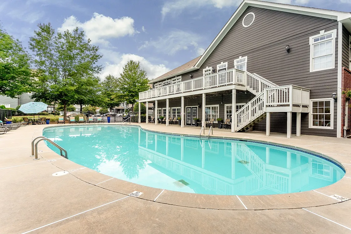 Building Photo - Peachtree Landing