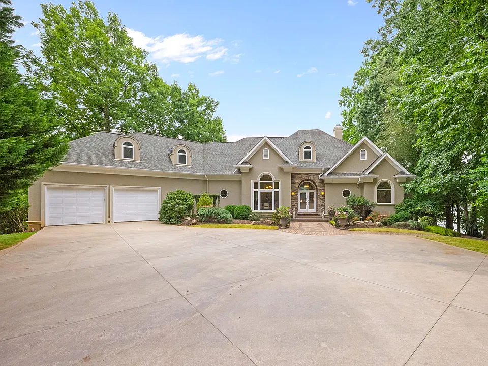 2161 Windy Oaks Rd