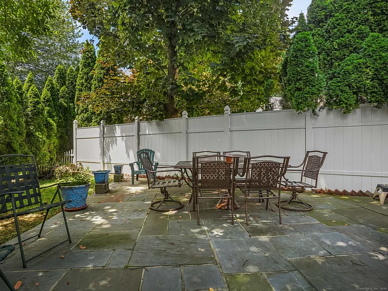 56 Barholm Ave — Photo 24