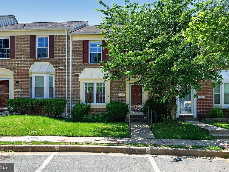 17 Wellspring Cir — Photo 2