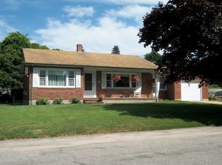 1 Bayview Dr, Westerly, RI 02891