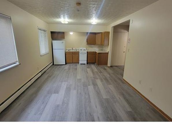 389 Sherman St APT 202