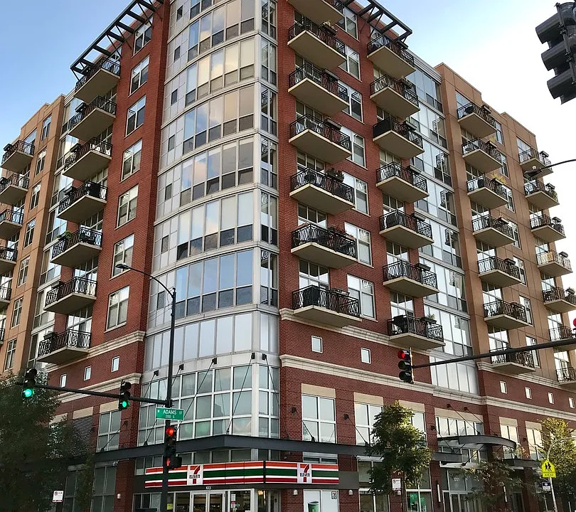 1201 W Adams St #612