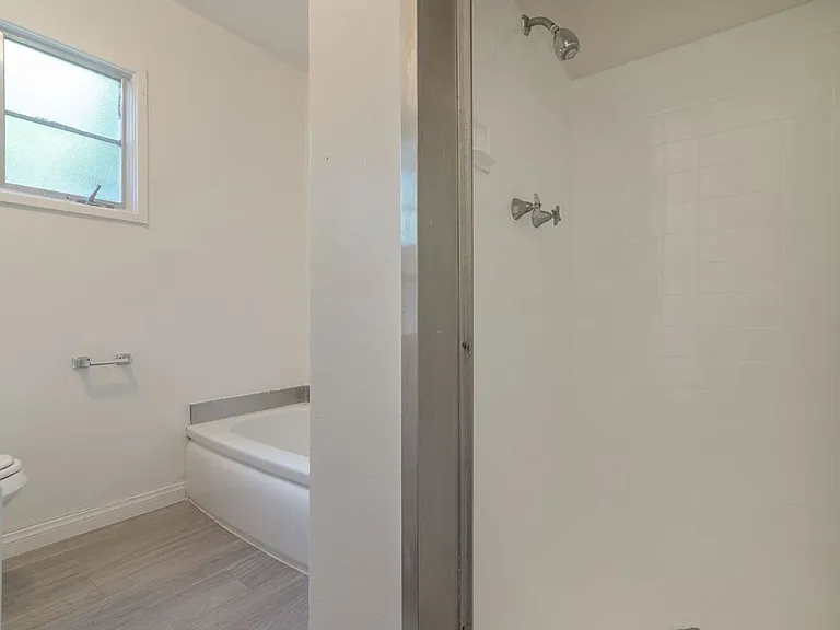 4044 West Blvd #A — Photo 11