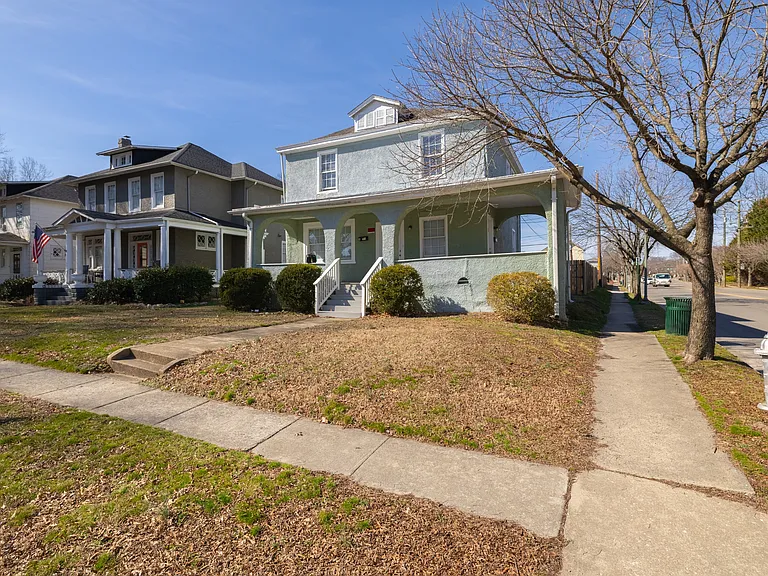 2922 Noble Ave #A — Photo 23