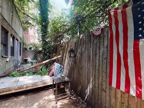 2nd image of 125 E 7th St #1AA
