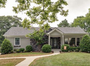 1031 Rolling Fields Cir, Columbia, TN 38401