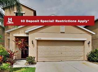 6533 Trent Creek Dr, Ruskin, FL 33573