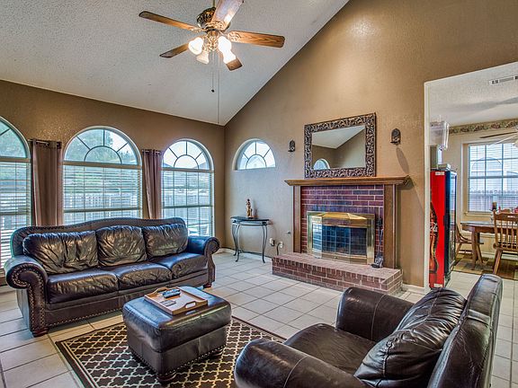 915-sumner-dr-mesquite-tx-High-Res-6.jpg