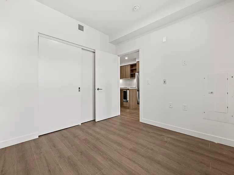 82 1st St #213 — Photo 14